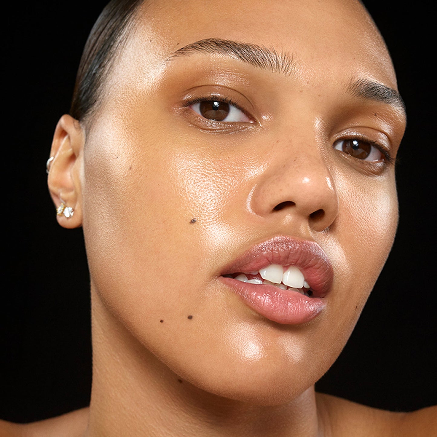 the-bestselling-intro-to-great-skin-a6 InsiderKit_UK_Model2_2000x2000_d49c66d7-afe9-44f8-93cf-038360f6f620.jpg