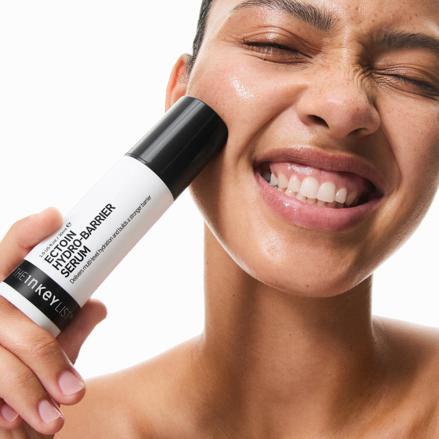ectoin-hydro-barrier-serum-h4 Omega50_Model_2000x2000_51d34848-519c-4045-b288-30216504f8ba.jpg